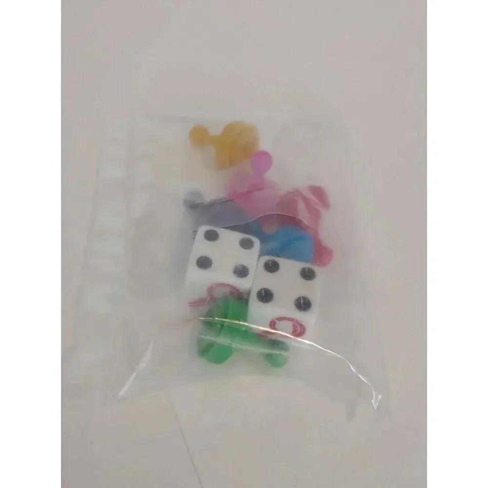 Clue Game Pieces Dice and tokens for 2018 Classic Mystery #A5826